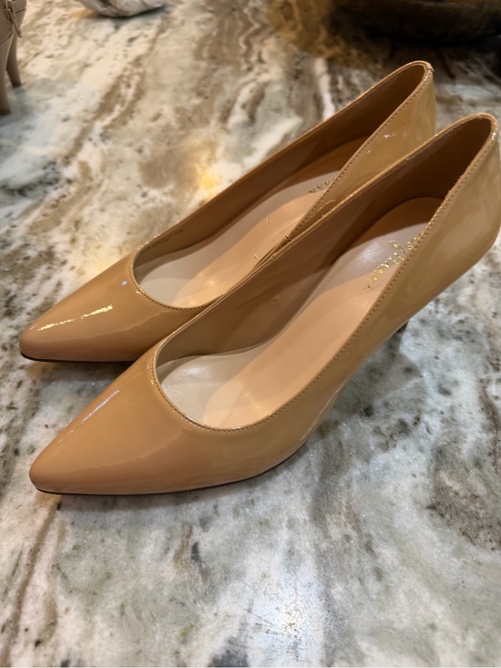 Cole Haan Shoes - Cole Haan Nude Patent Leather Pointed Toe Pumps